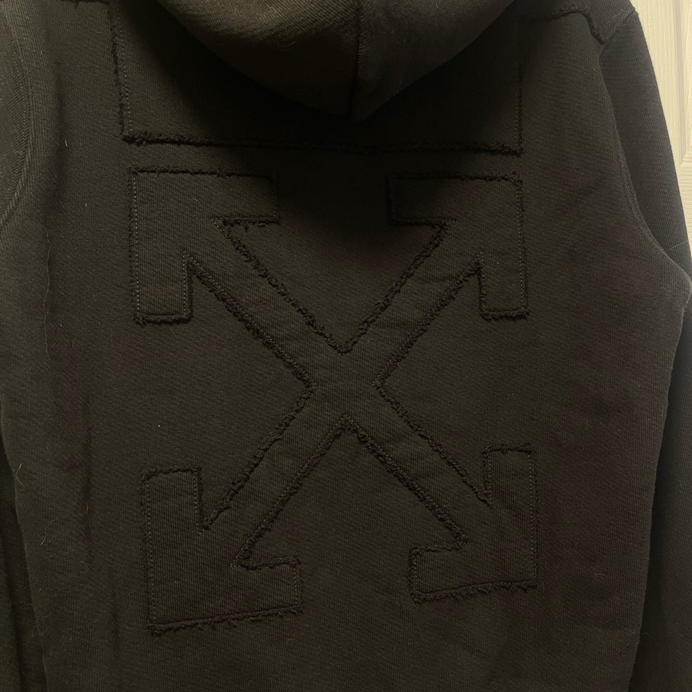 Off-white 2013 embroidered logo back hoodie. Great condition! Worn twice